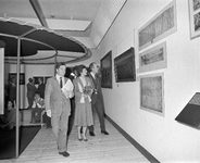 880616 Afbeelding van het bezoek van Joan Mondale (echtgenote van de Amerikaanse vicepresident Walter Mondale) aan de ...